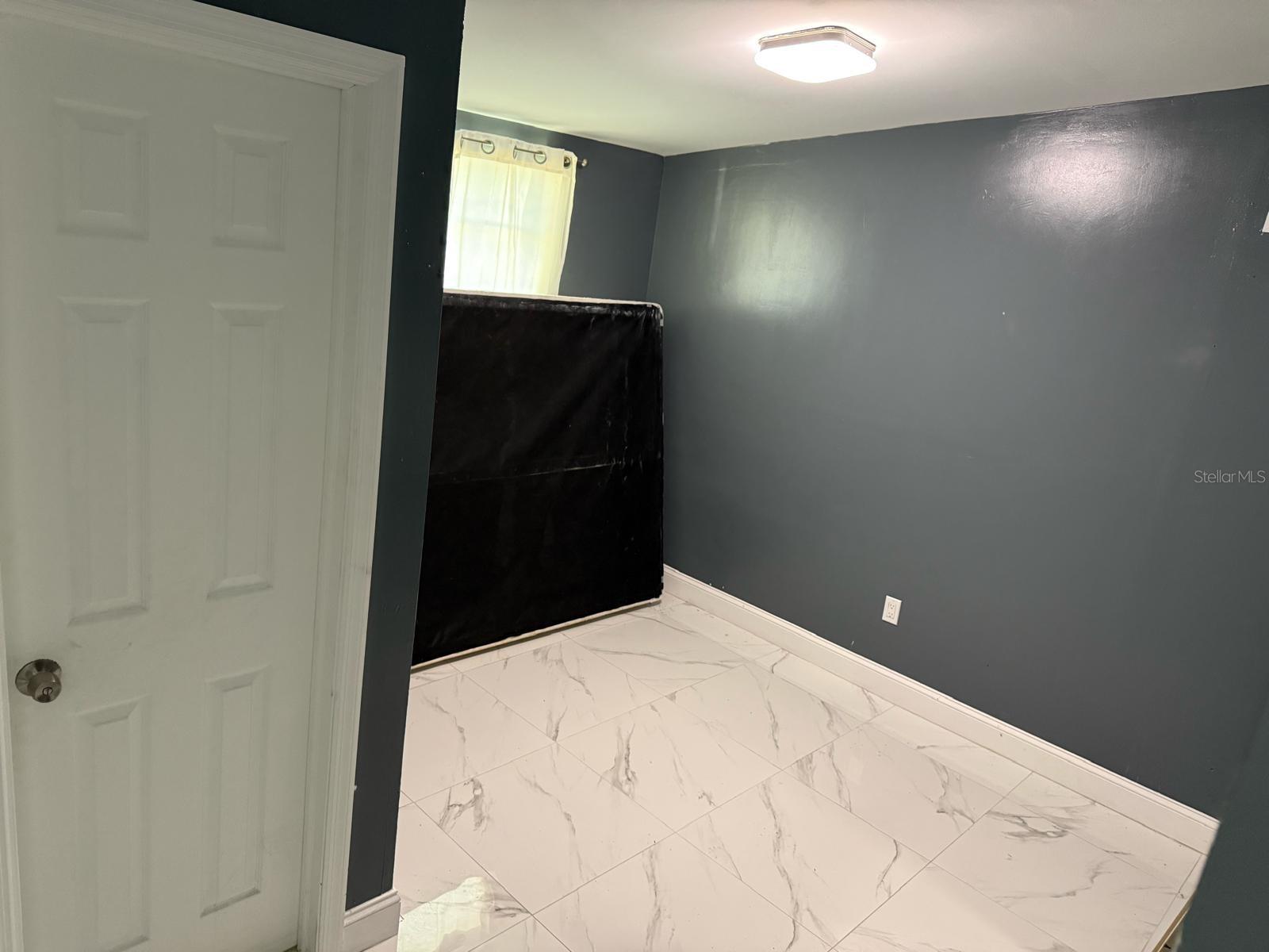 Image 26 of 36 For 414 Spring Avenue