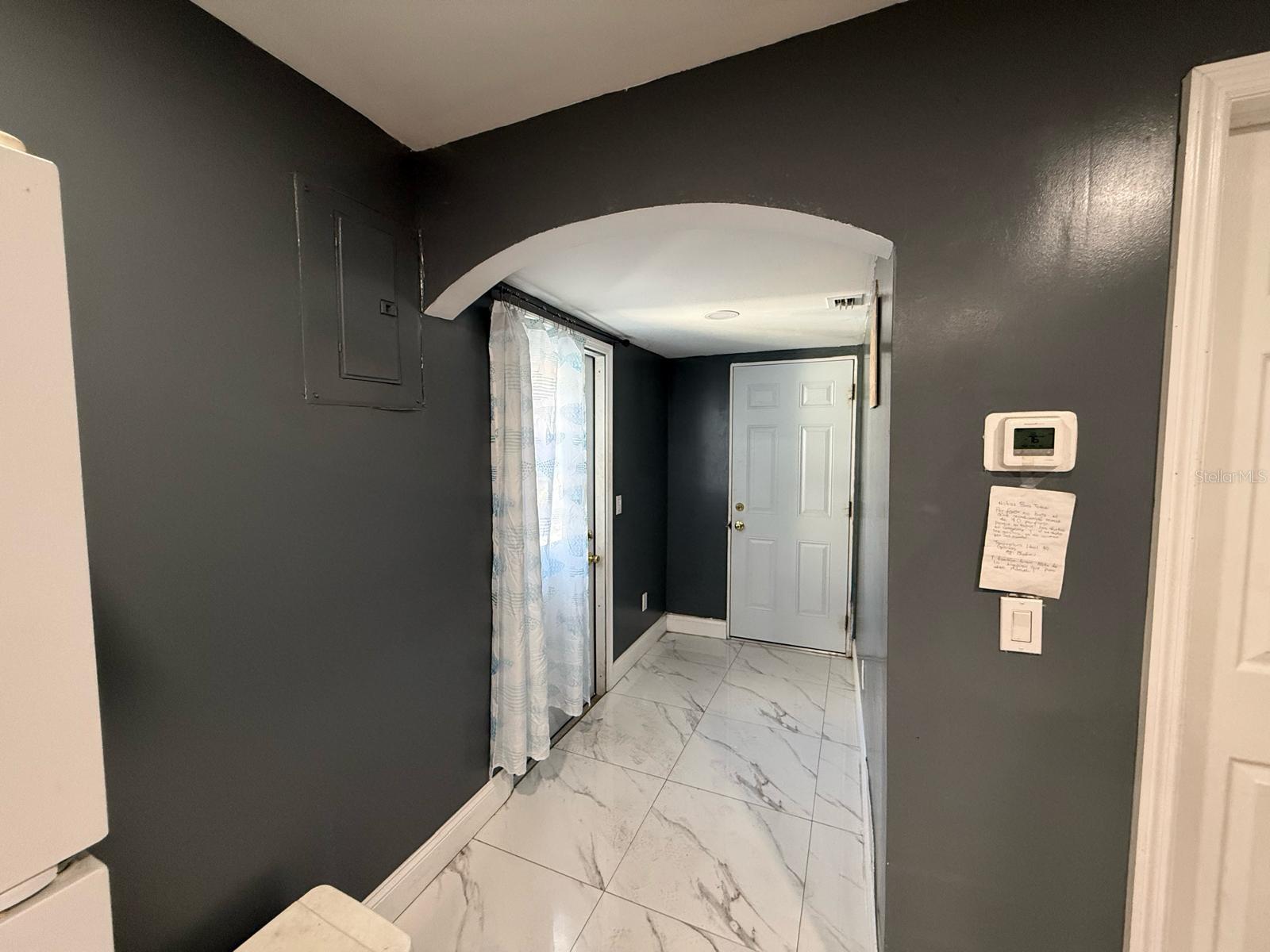 Image 29 of 36 For 414 Spring Avenue