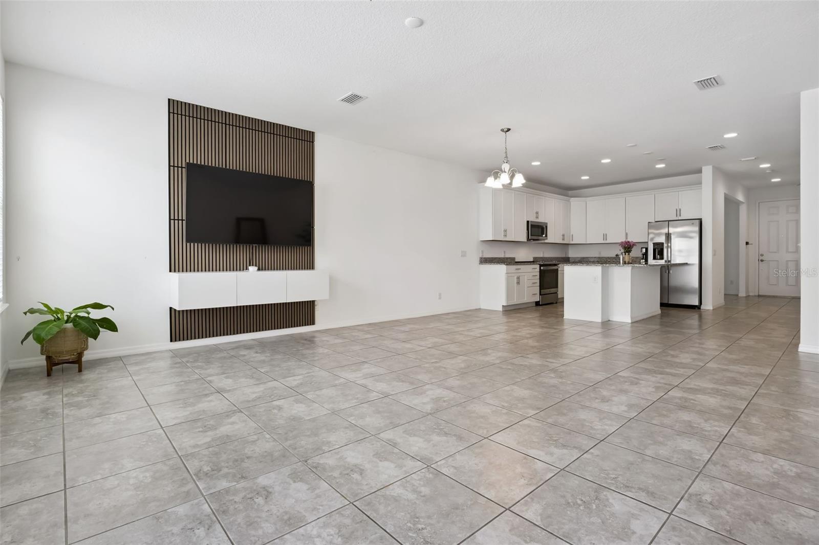 Image 7 of 25 For 11079 Hanlon Terrace Aly Alley