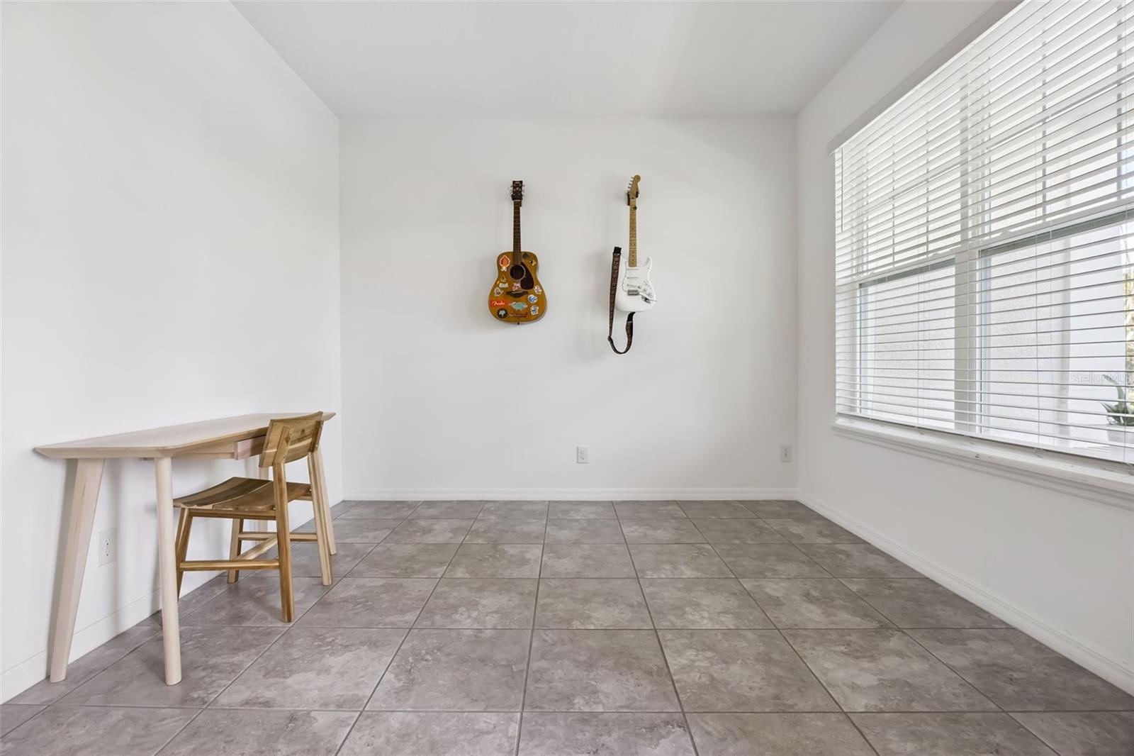 Image 8 of 25 For 11079 Hanlon Terrace Aly Alley