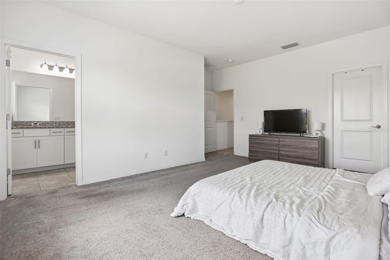 Image 9 of 25 For 11079 Hanlon Terrace Aly Alley