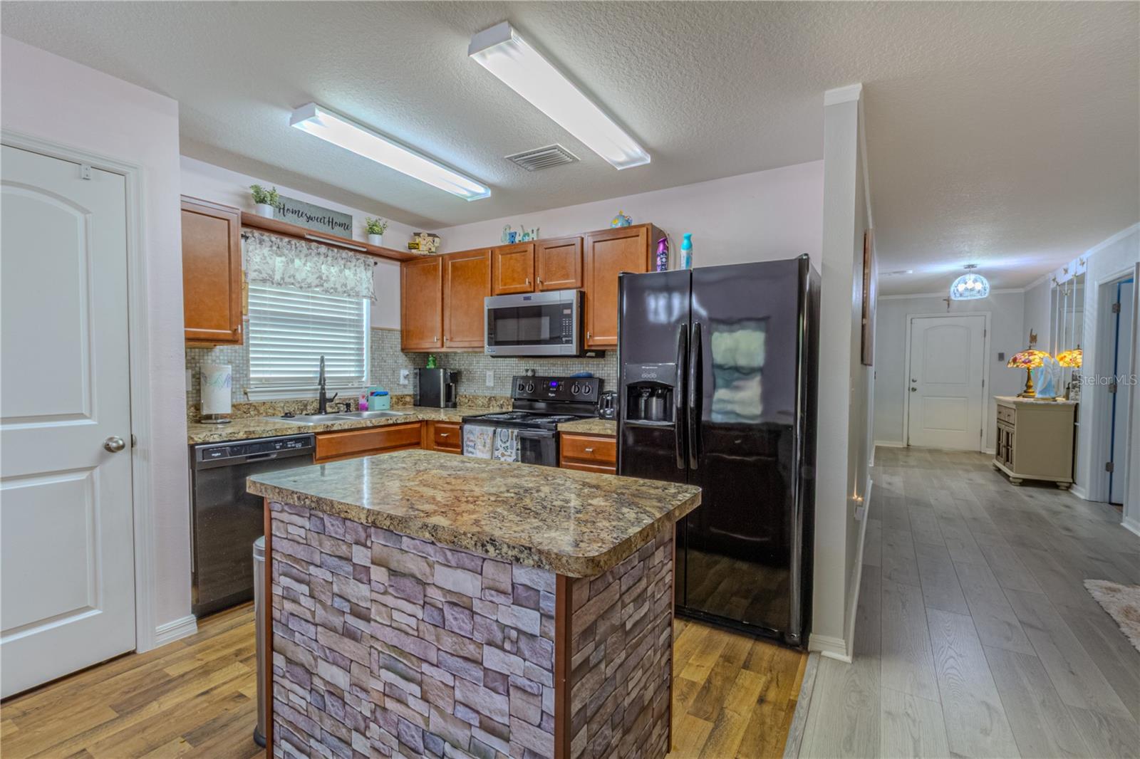 Image 8 of 22 For 3801 Arborvitae Way