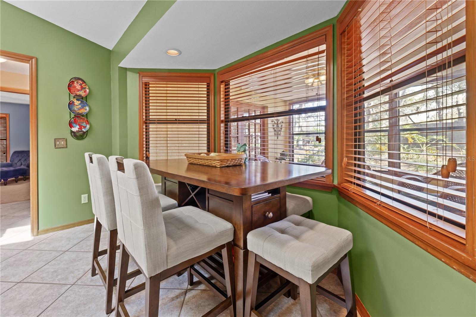 Image 12 of 42 For 529 Burnt Tree