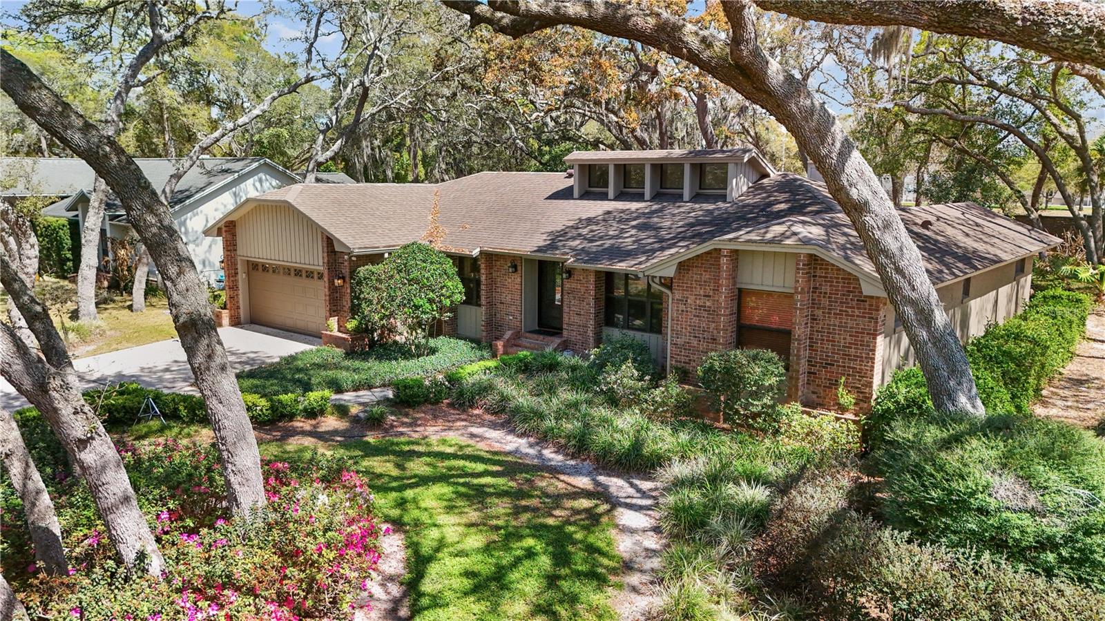 Image 2 of 42 For 529 Burnt Tree