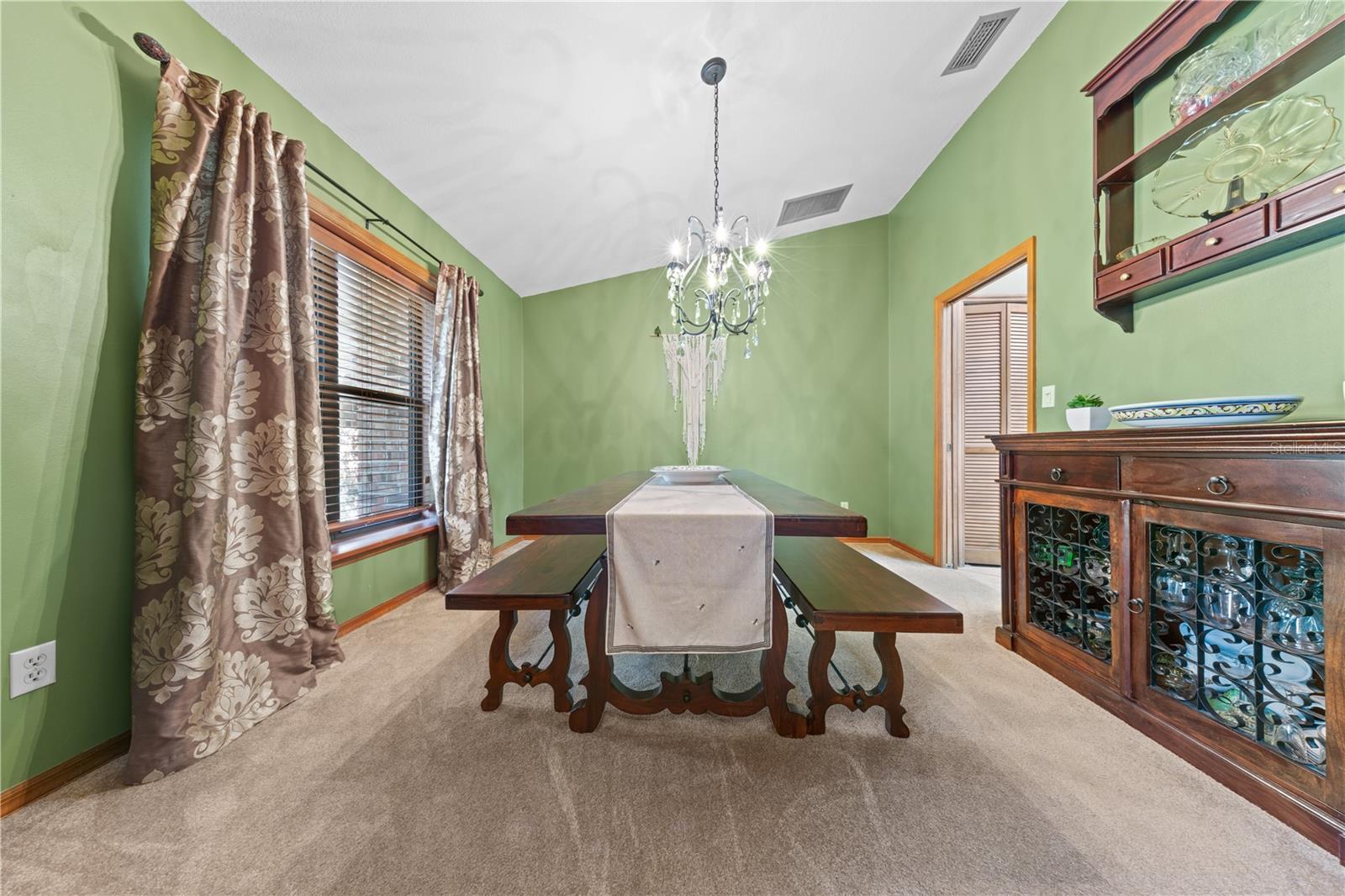 Image 7 of 42 For 529 Burnt Tree