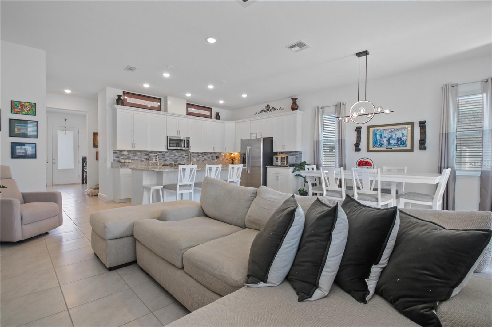 Image 13 of 34 For 646 Kimber