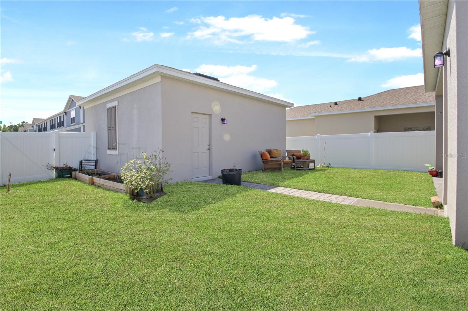 Image 17 of 34 For 646 Kimber