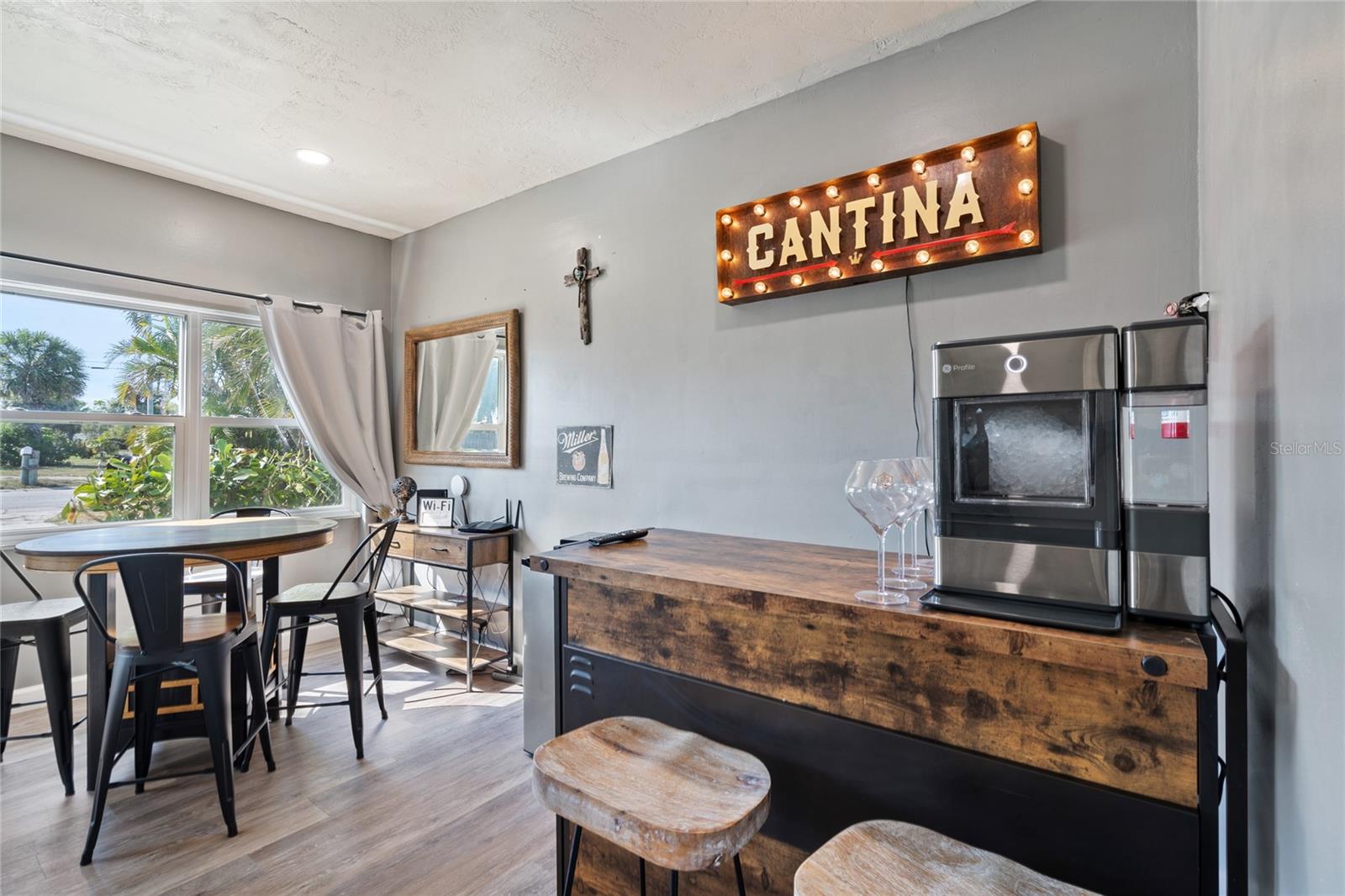 Image 12 of 45 For 601 Sea Gull Drive