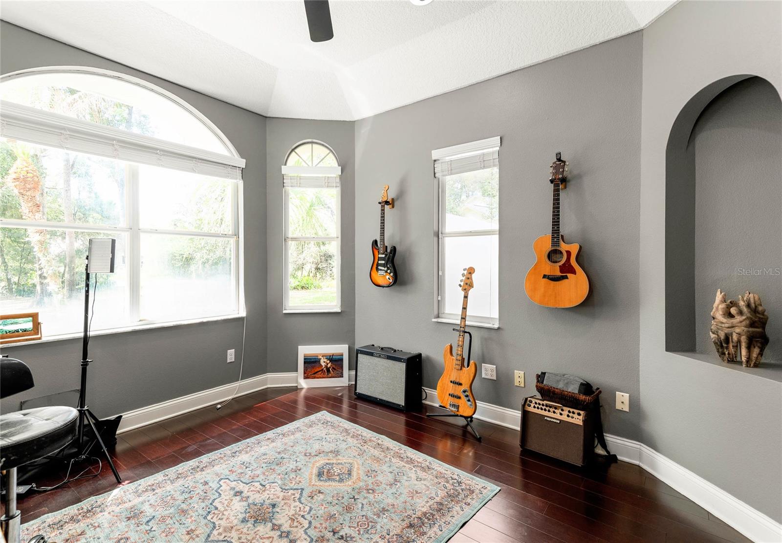 Image 21 of 32 For 133 Ross Lake Lane