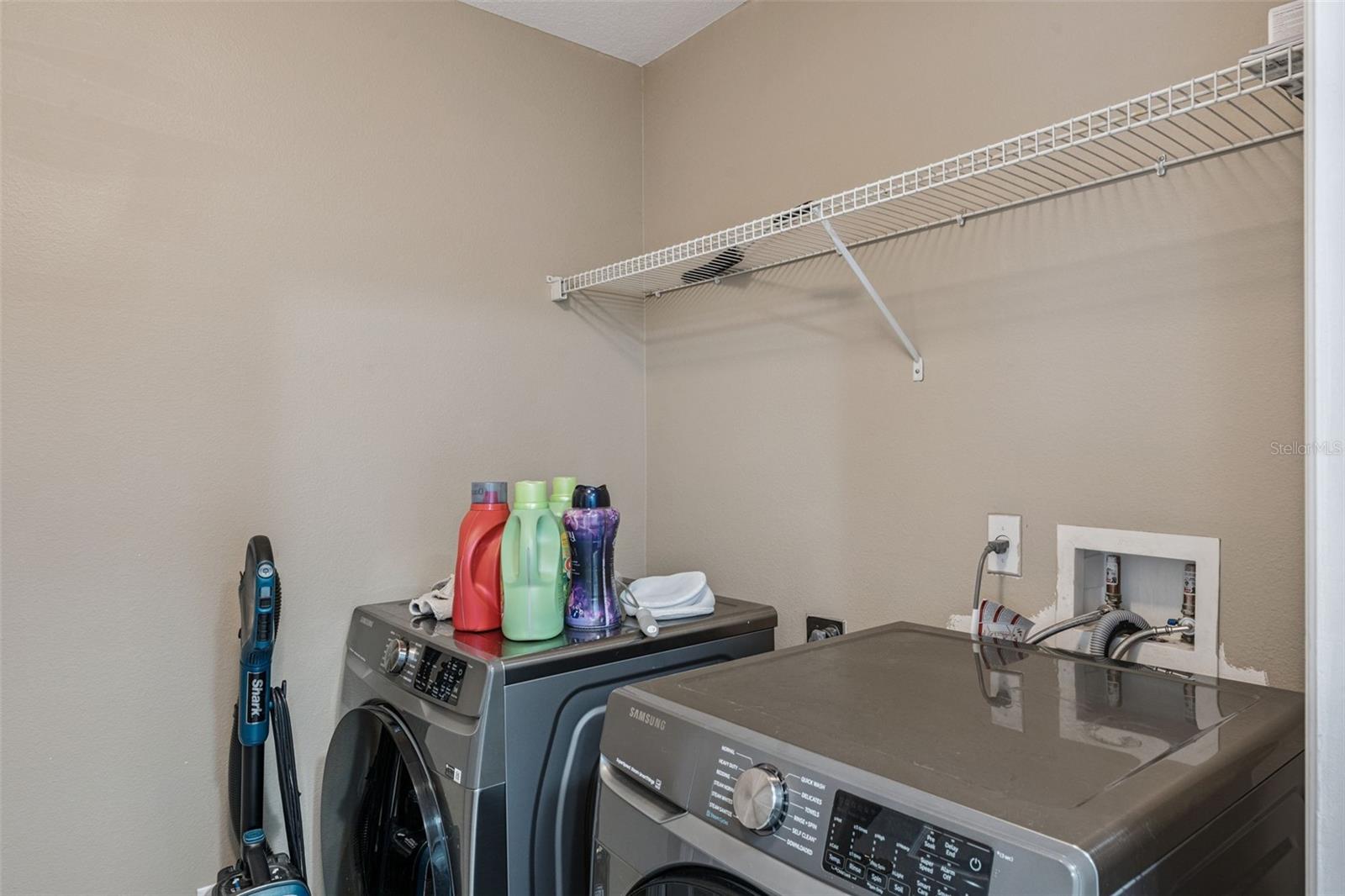 Image 12 of 19 For 16583 Cedar Crest Drive