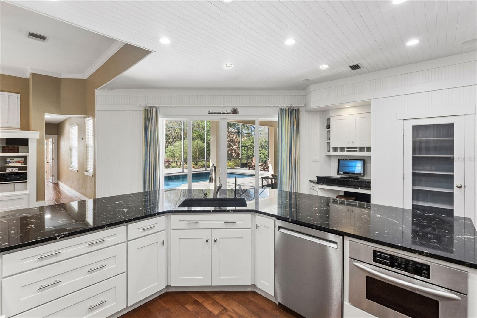 Image 17 of 53 For 554 Eagles Crossing Place