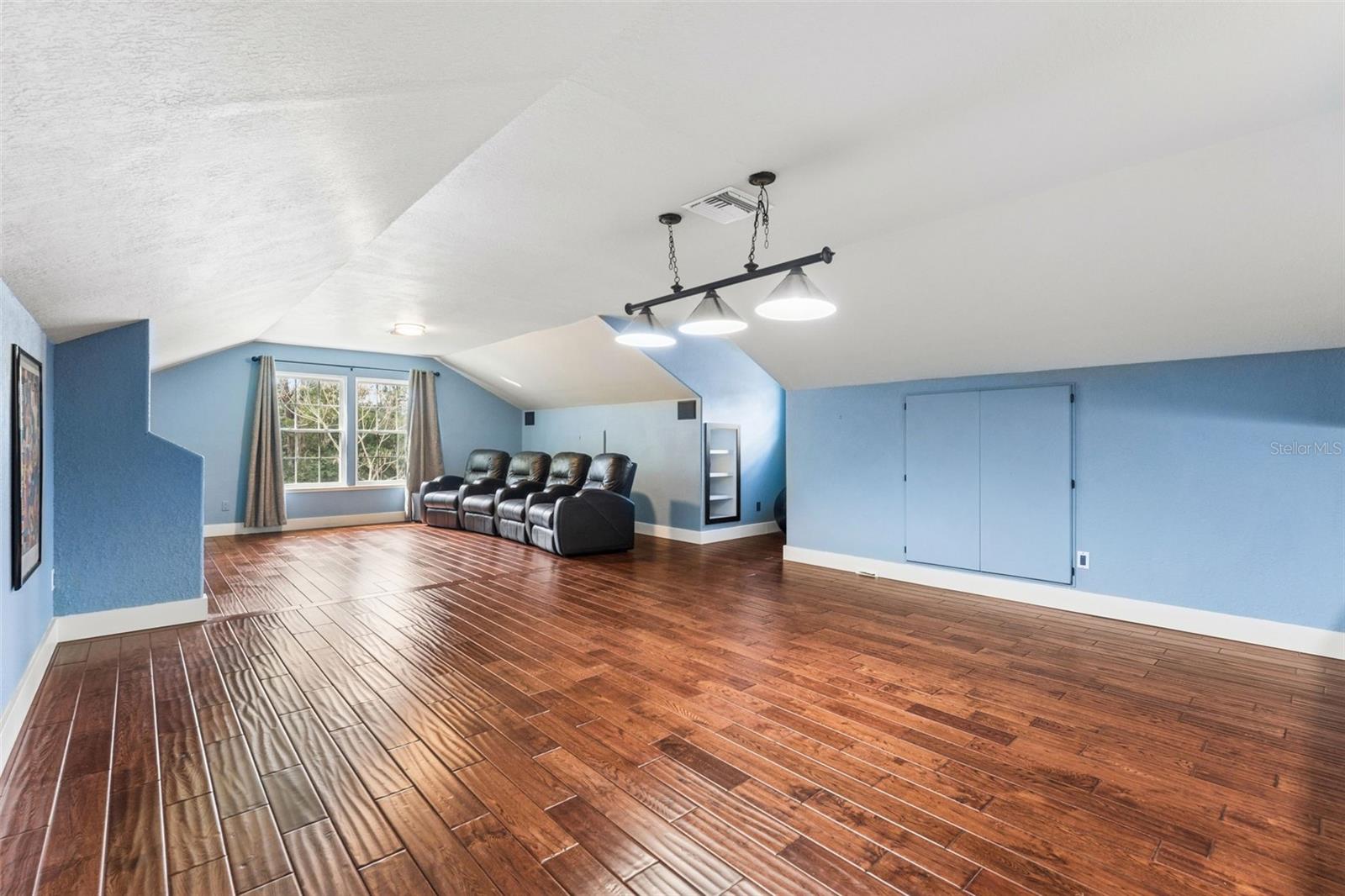 Image 22 of 53 For 554 Eagles Crossing Place