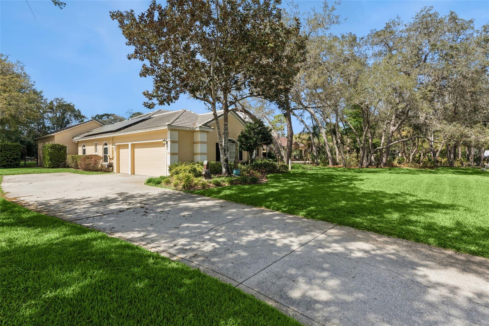 Image 3 of 53 For 554 Eagles Crossing Place