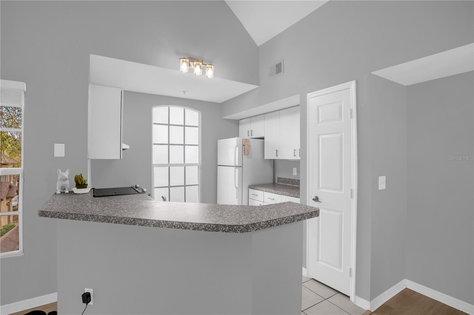 Image 13 of 26 For 6324 Raleigh Street 712