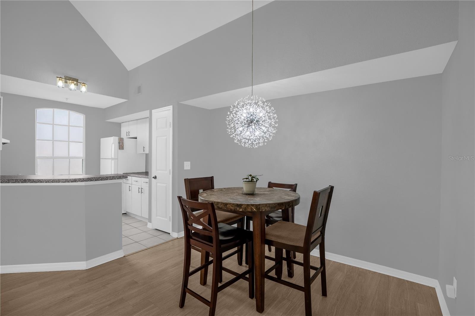 Image 7 of 26 For 6324 Raleigh Street 712