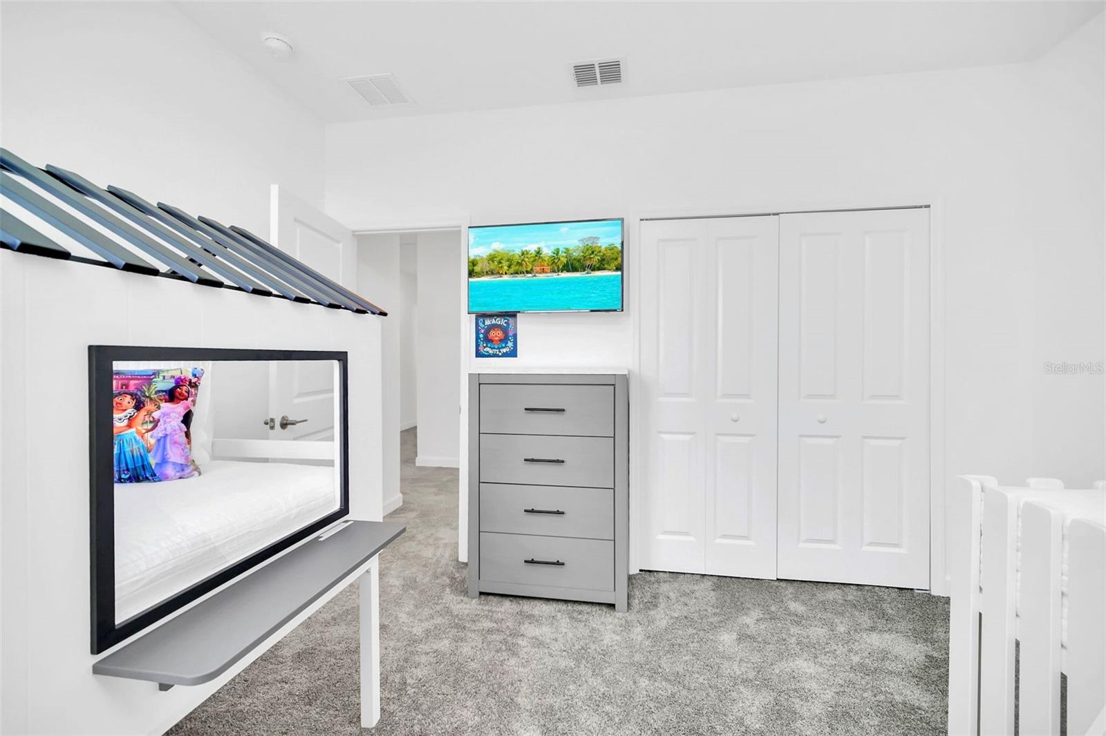 Image 21 of 31 For 2661 Petition Lane