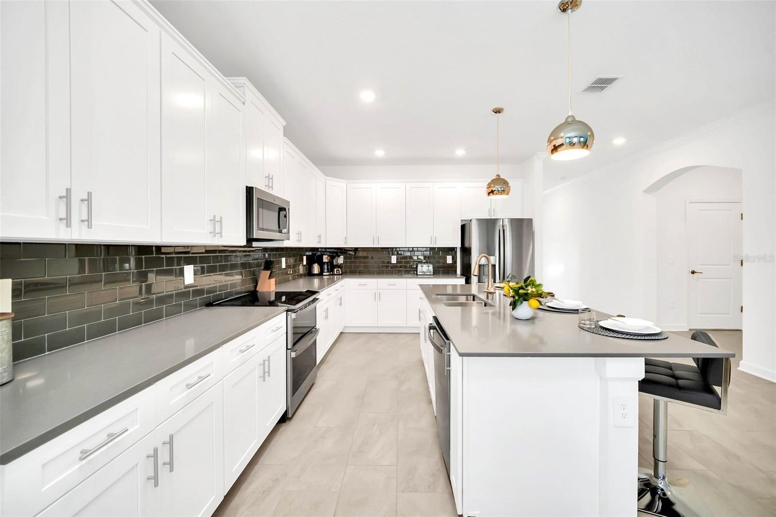 Image 6 of 31 For 2661 Petition Lane