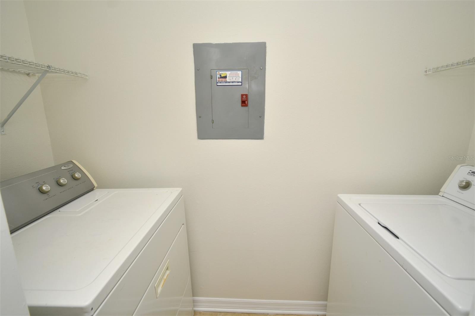 Image 15 of 32 For 216 Afton Square 206