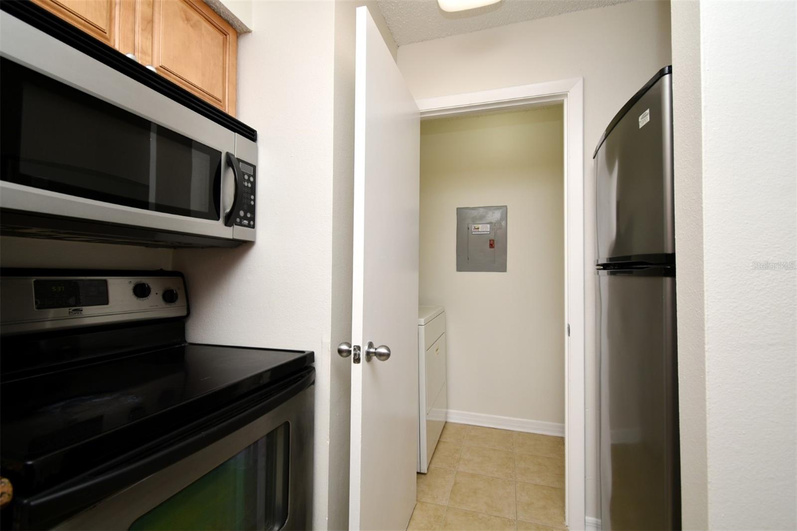 Image 16 of 32 For 216 Afton Square 206