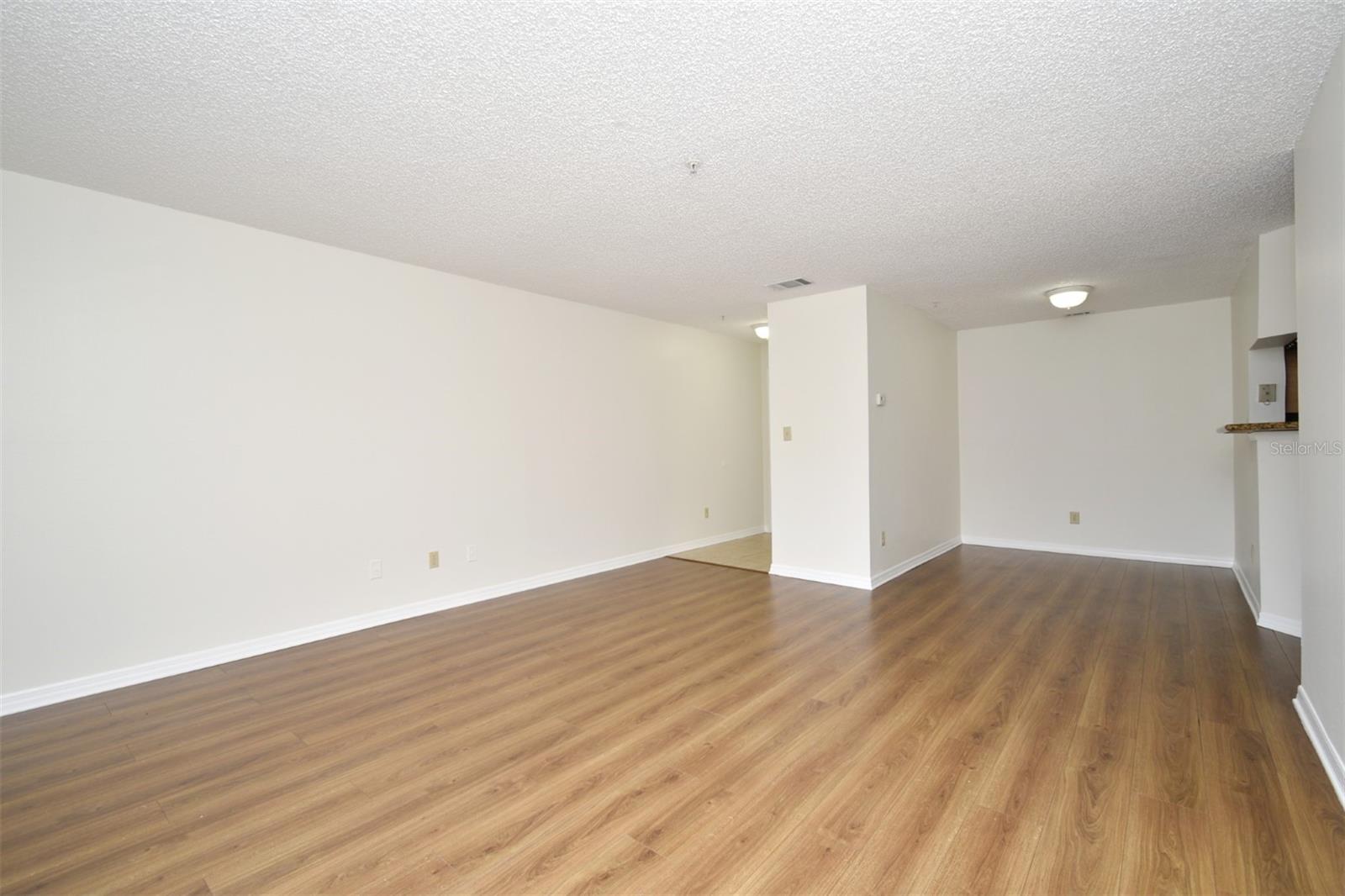 Image 26 of 32 For 216 Afton Square 206