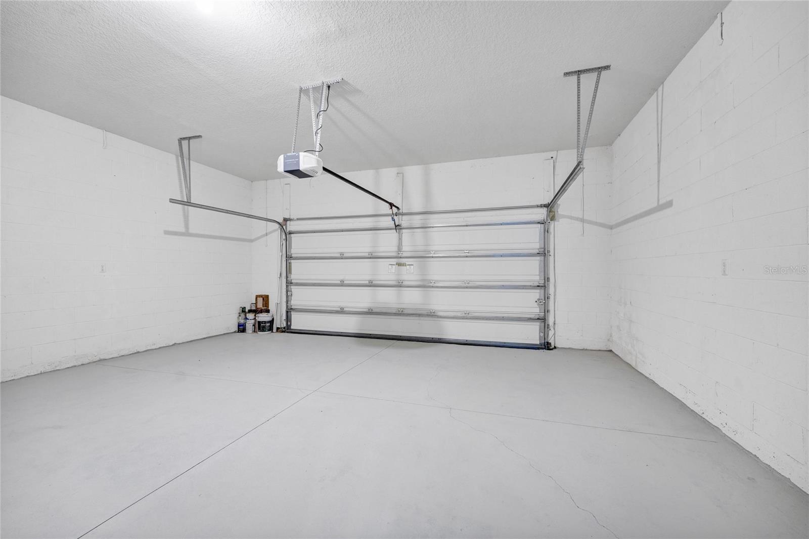 Image 19 of 52 For 8243 Bryce Canyon Avenue