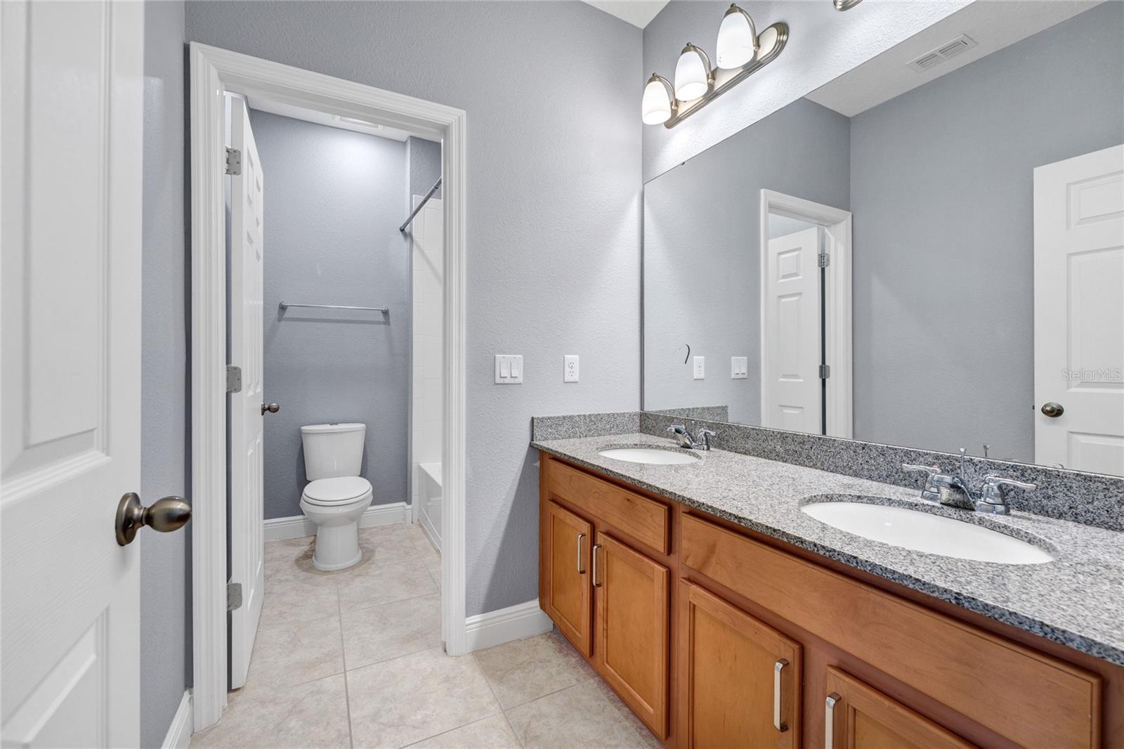 Image 34 of 52 For 8243 Bryce Canyon Avenue