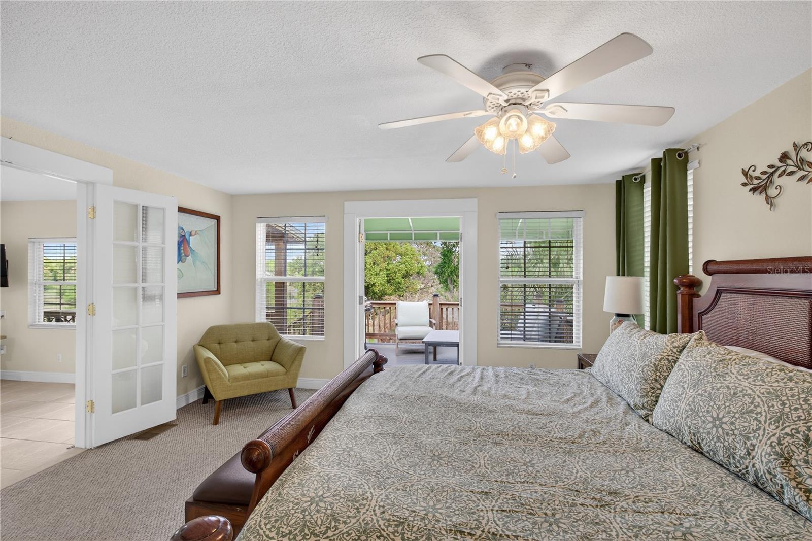 Image 13 of 44 For 809 Poinsettia Drive