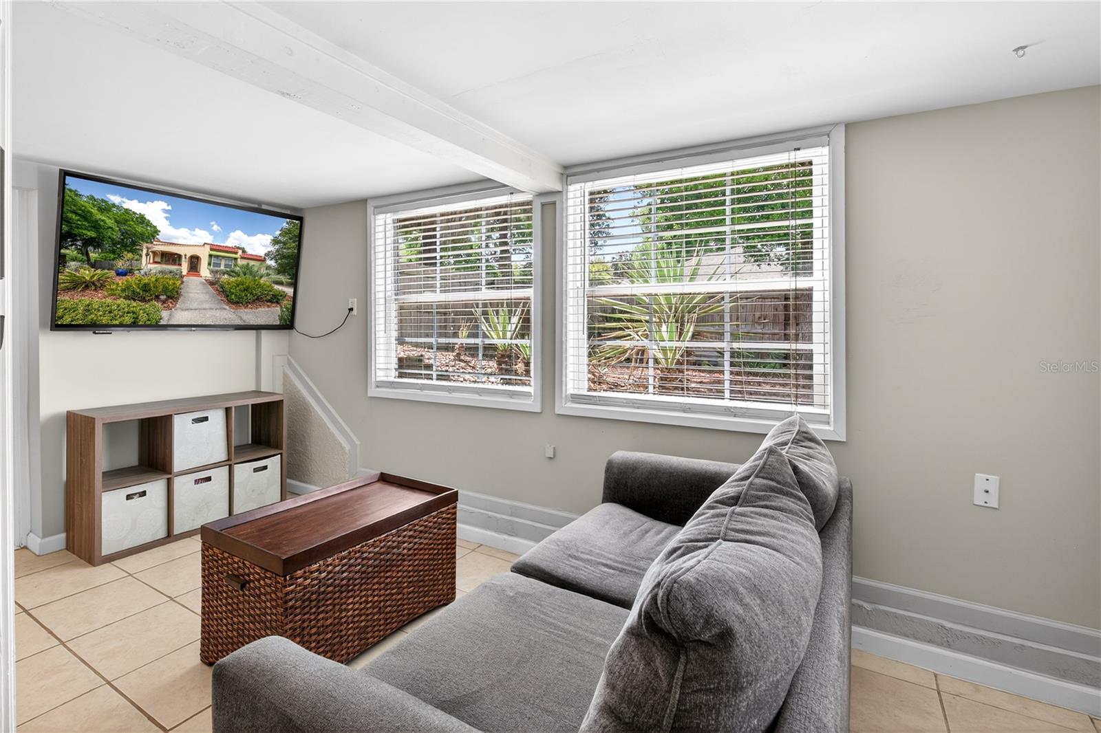 Image 19 of 44 For 809 Poinsettia Drive