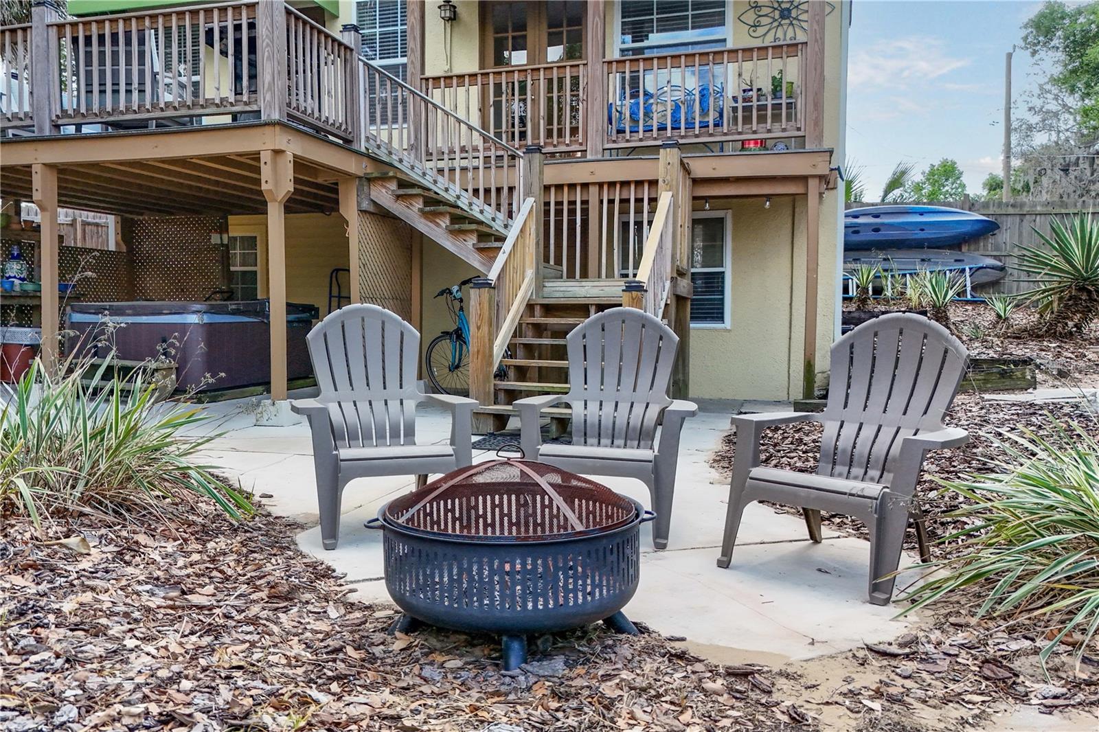 Image 33 of 44 For 809 Poinsettia Drive