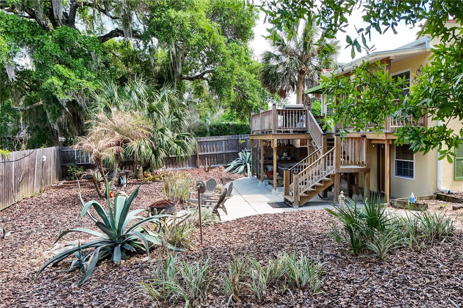 Image 34 of 44 For 809 Poinsettia Drive