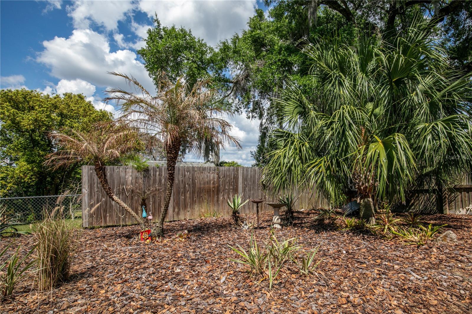 Image 35 of 44 For 809 Poinsettia Drive