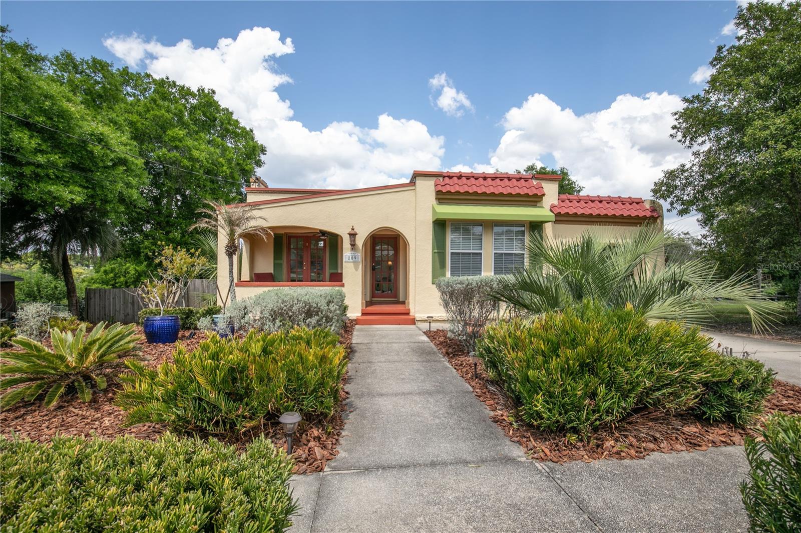 Image 37 of 44 For 809 Poinsettia Drive