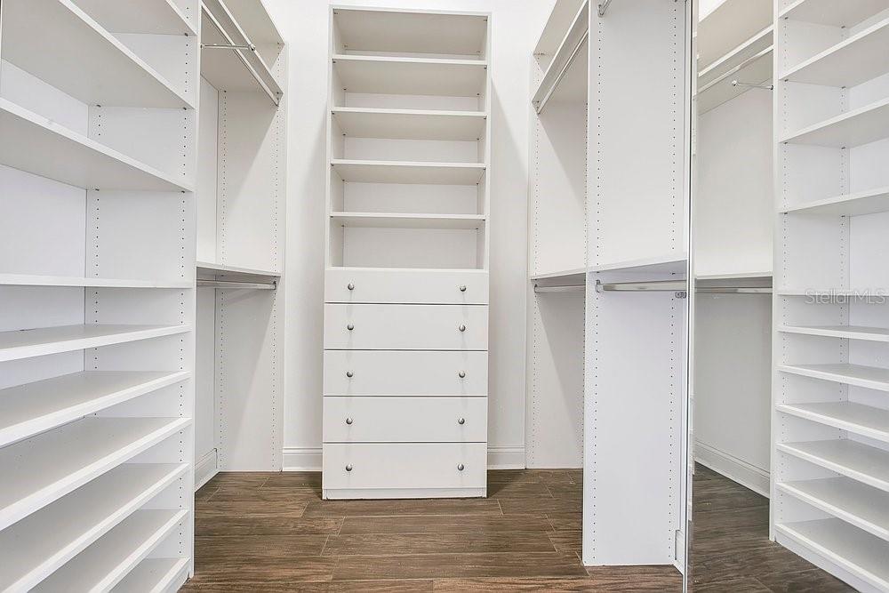 Image 23 of 53 For 283 Lakay Place