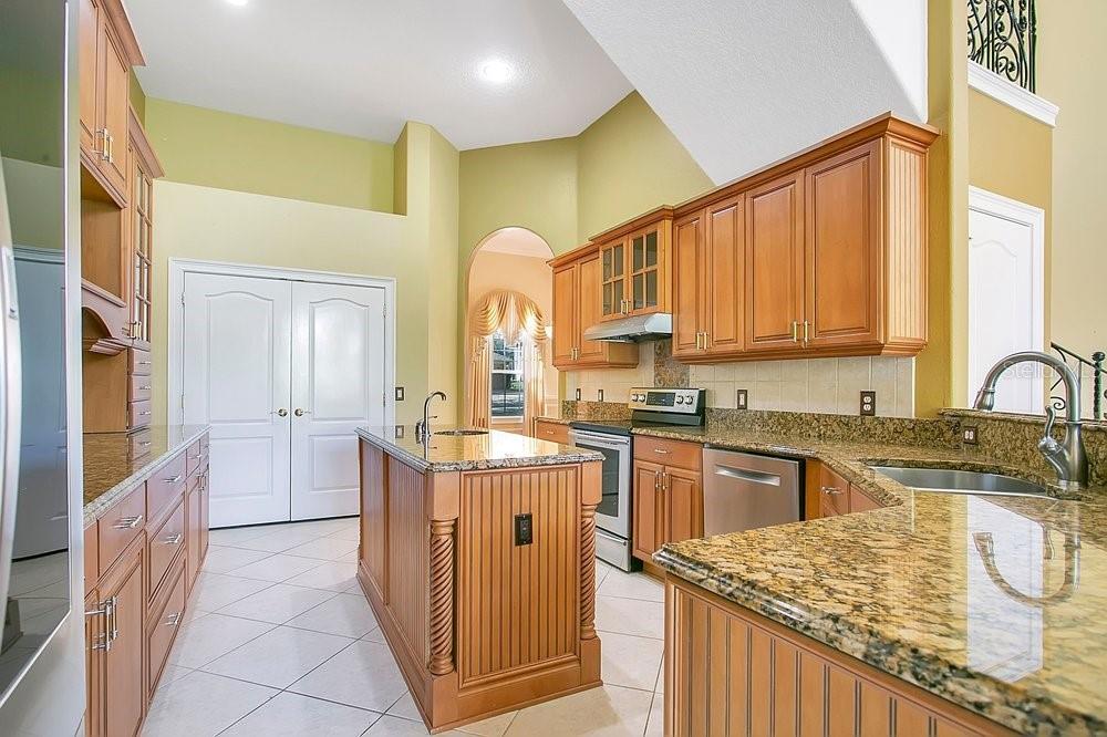 Image 8 of 53 For 283 Lakay Place