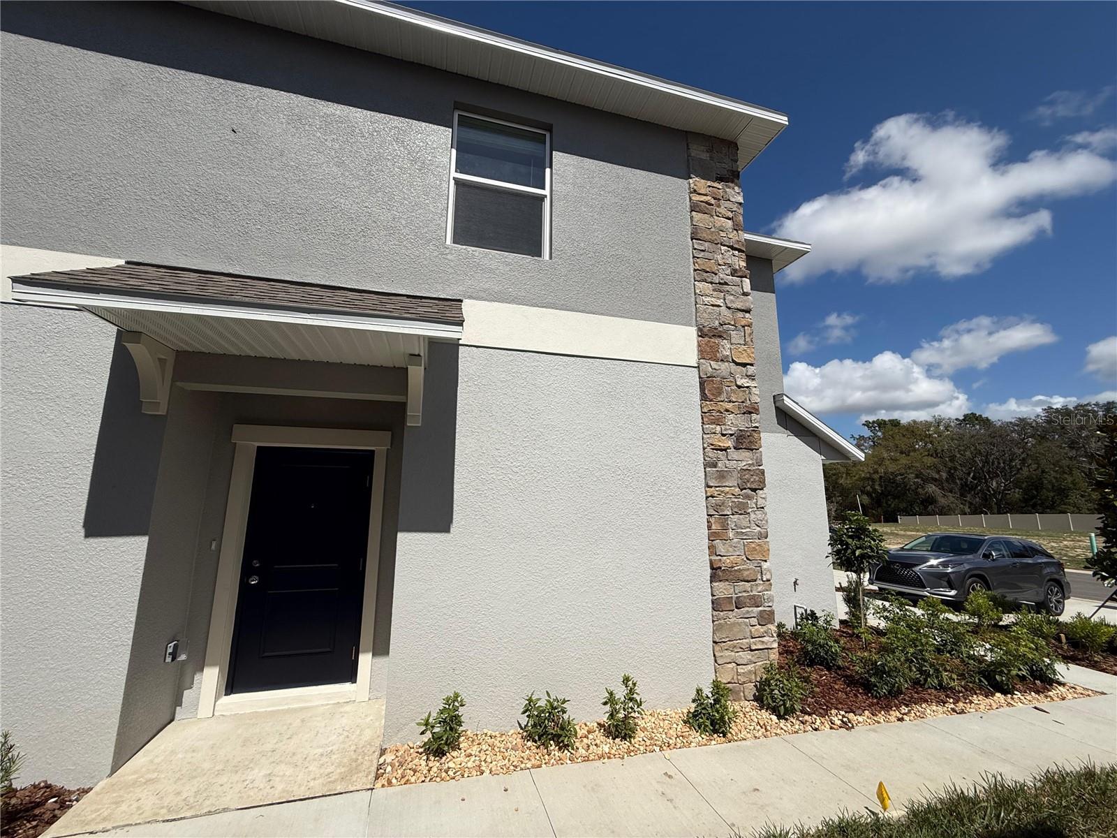 Image 17 of 33 For 9869 Feaster Drive