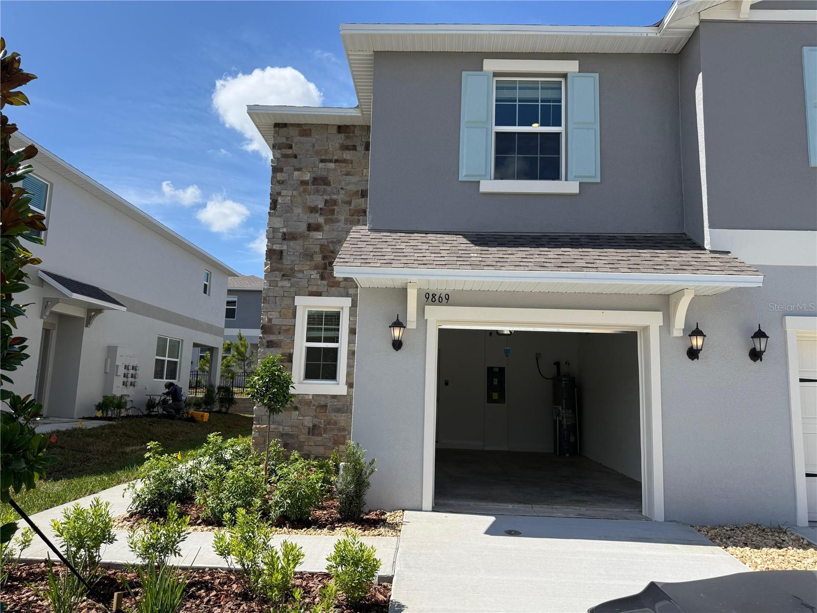 Image 2 of 33 For 9869 Feaster Drive