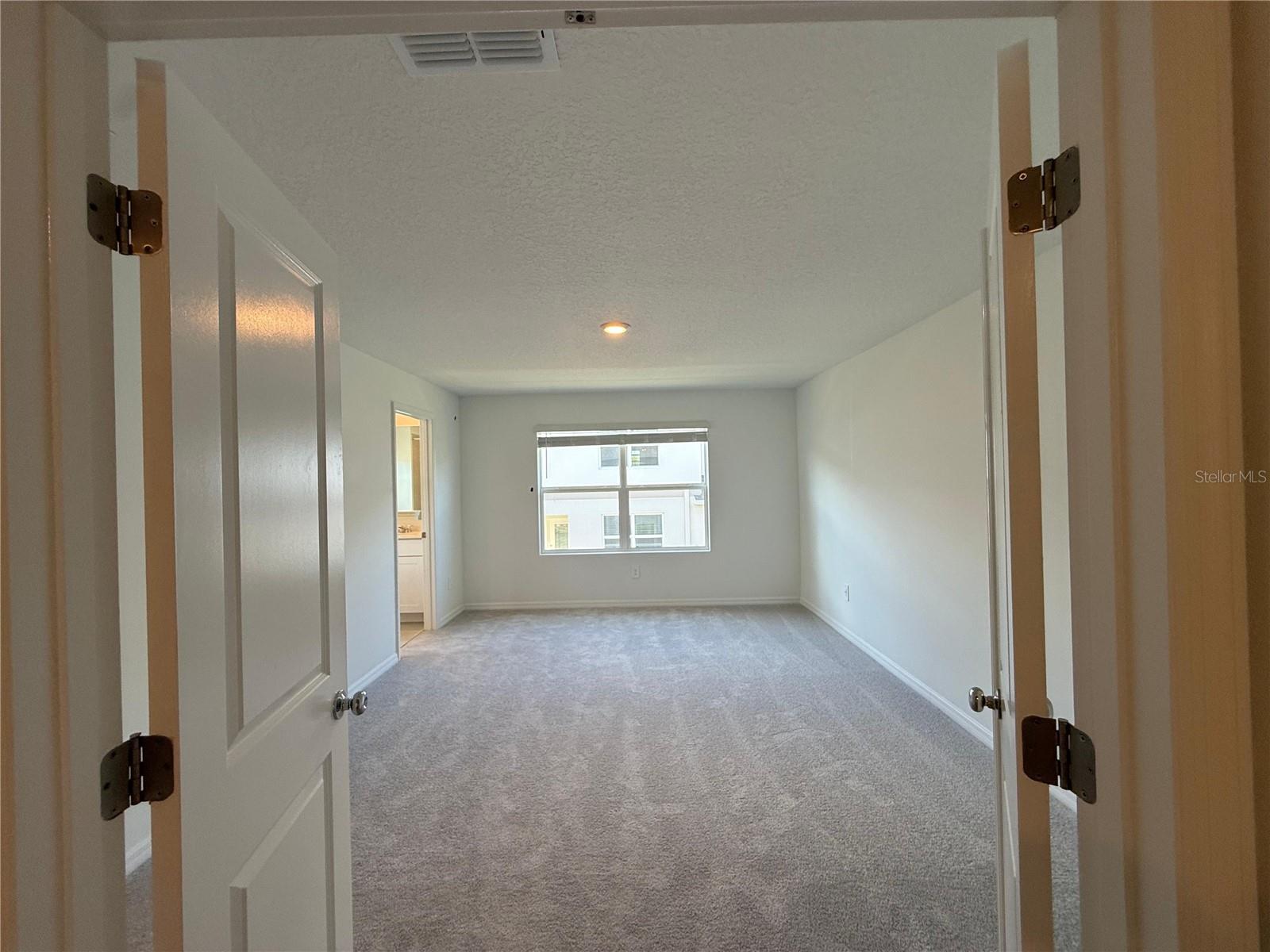 Image 30 of 33 For 9869 Feaster Drive