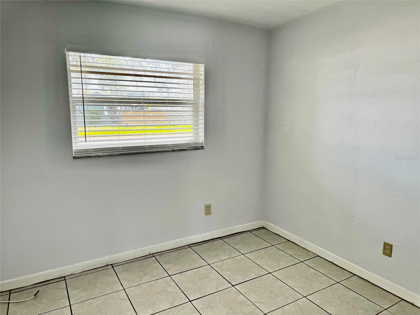 Image 4 of 26 For 5561 100th Avenue N