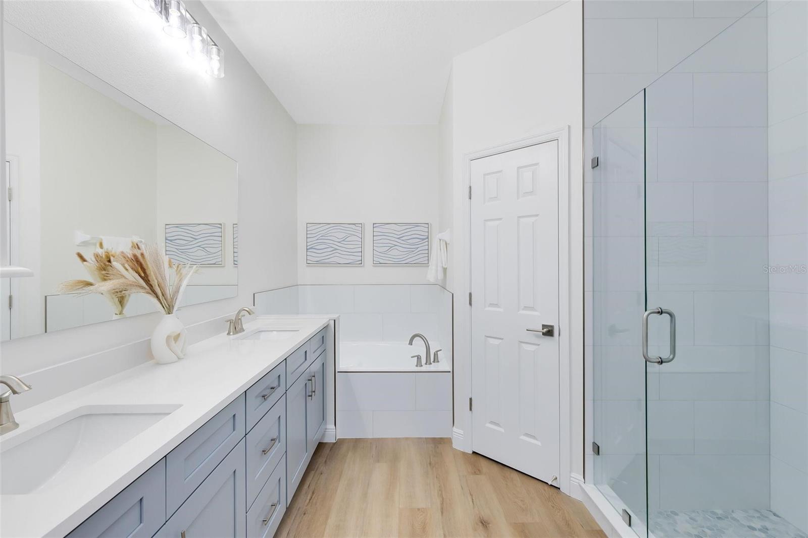 Image 12 of 24 For 4851 Riverton Drive