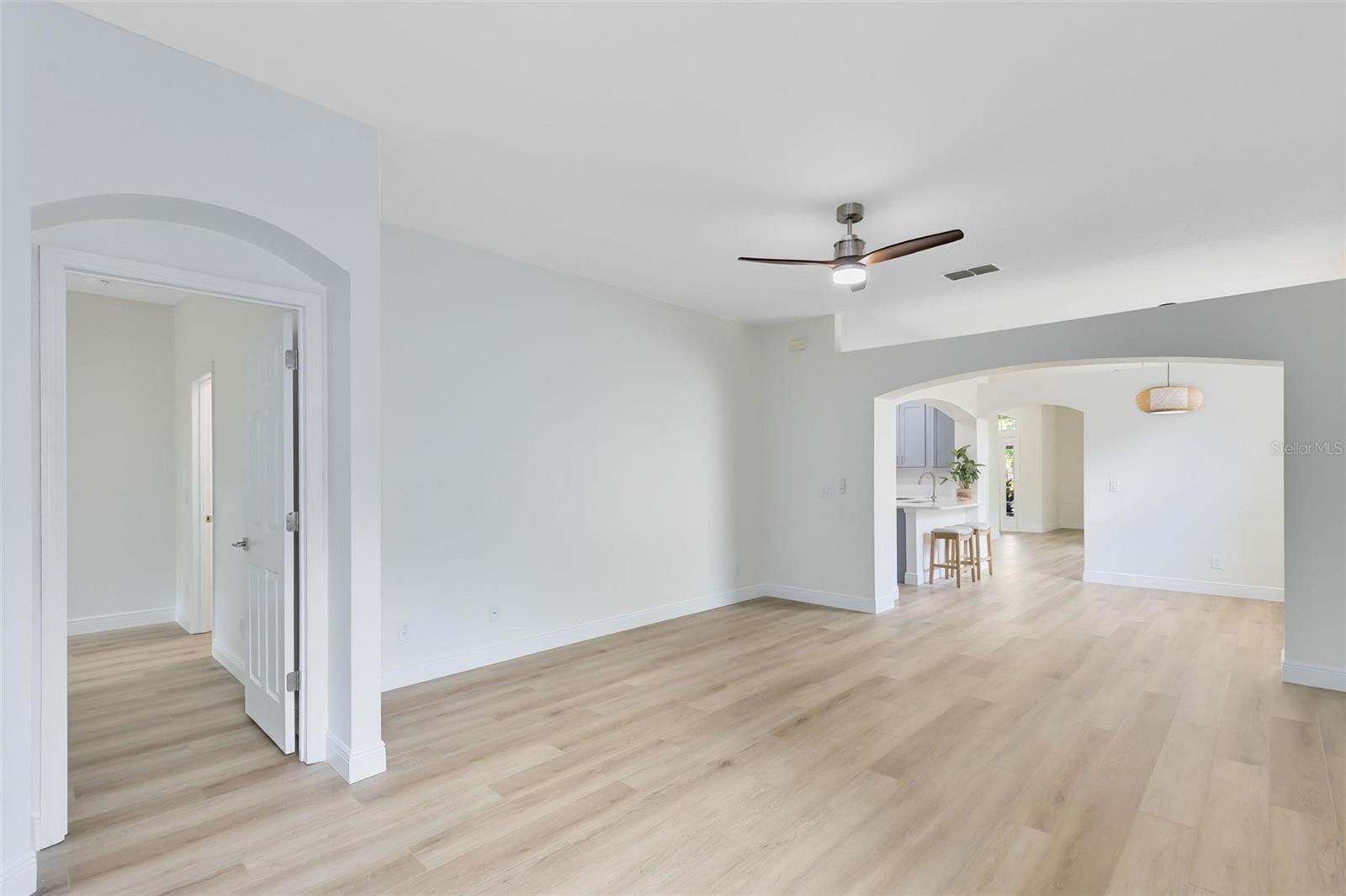 Image 9 of 24 For 4851 Riverton Drive