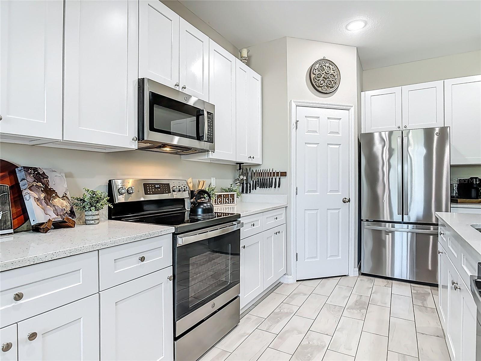 Image 16 of 63 For 39641 Royal Trails Road