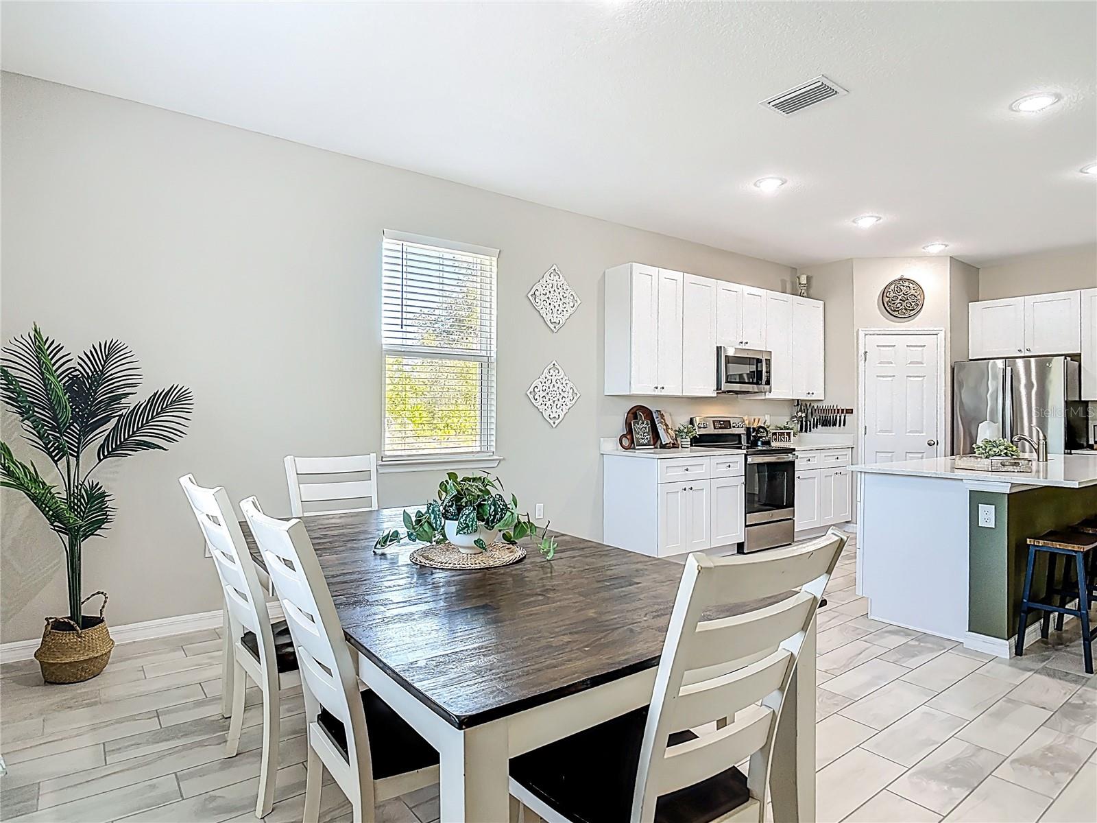 Image 23 of 63 For 39641 Royal Trails Road