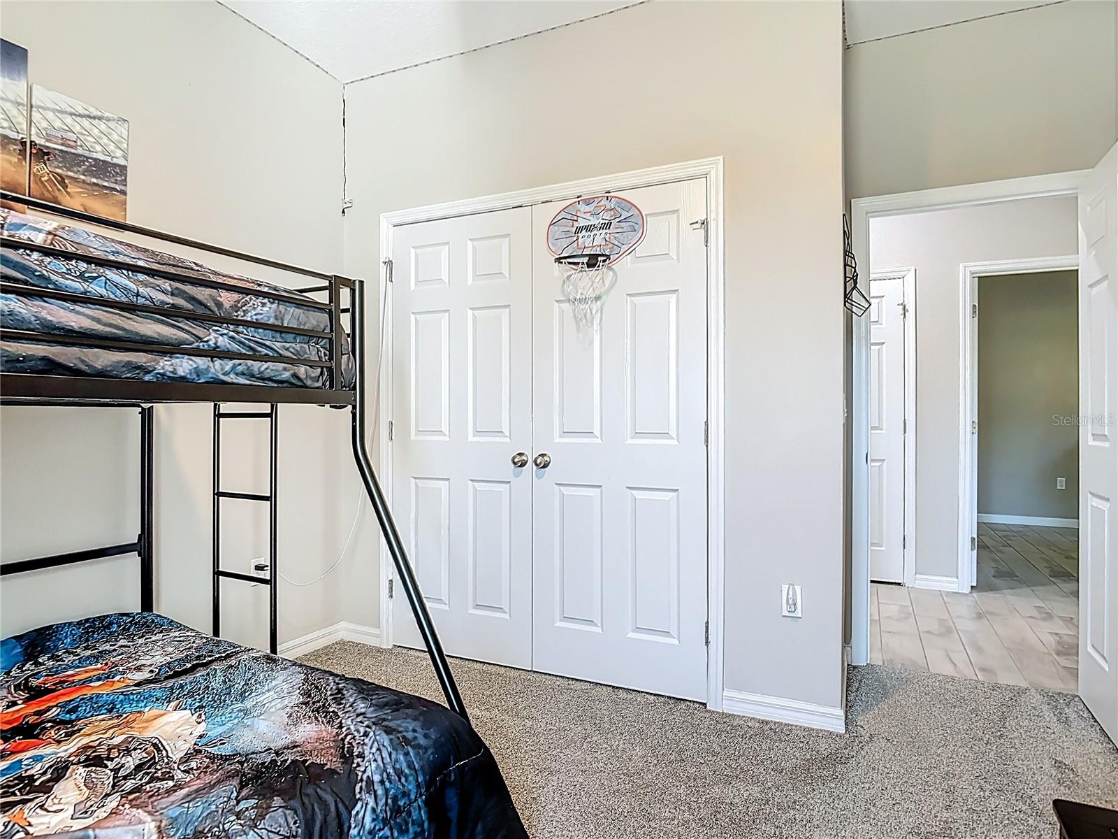 Image 39 of 63 For 39641 Royal Trails Road