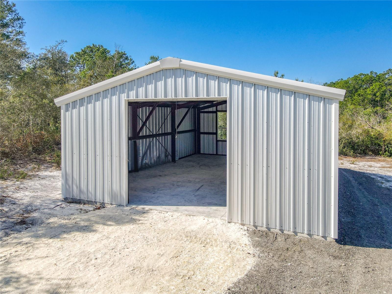 Image 49 of 63 For 39641 Royal Trails Road