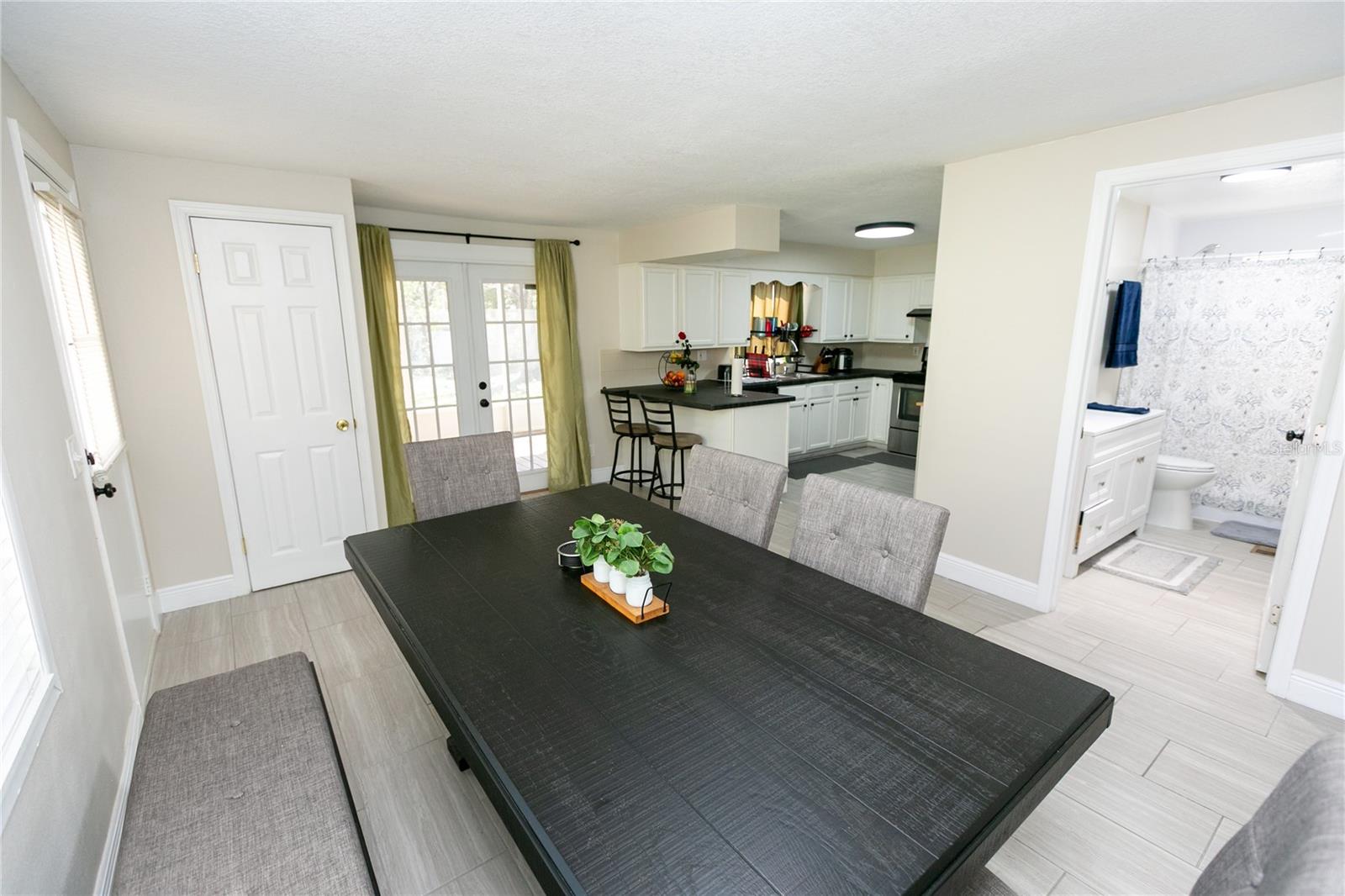 Image 10 of 47 For 807 Tennessee Avenue