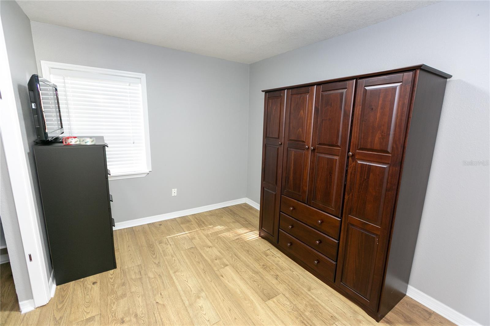 Image 28 of 47 For 807 Tennessee Avenue