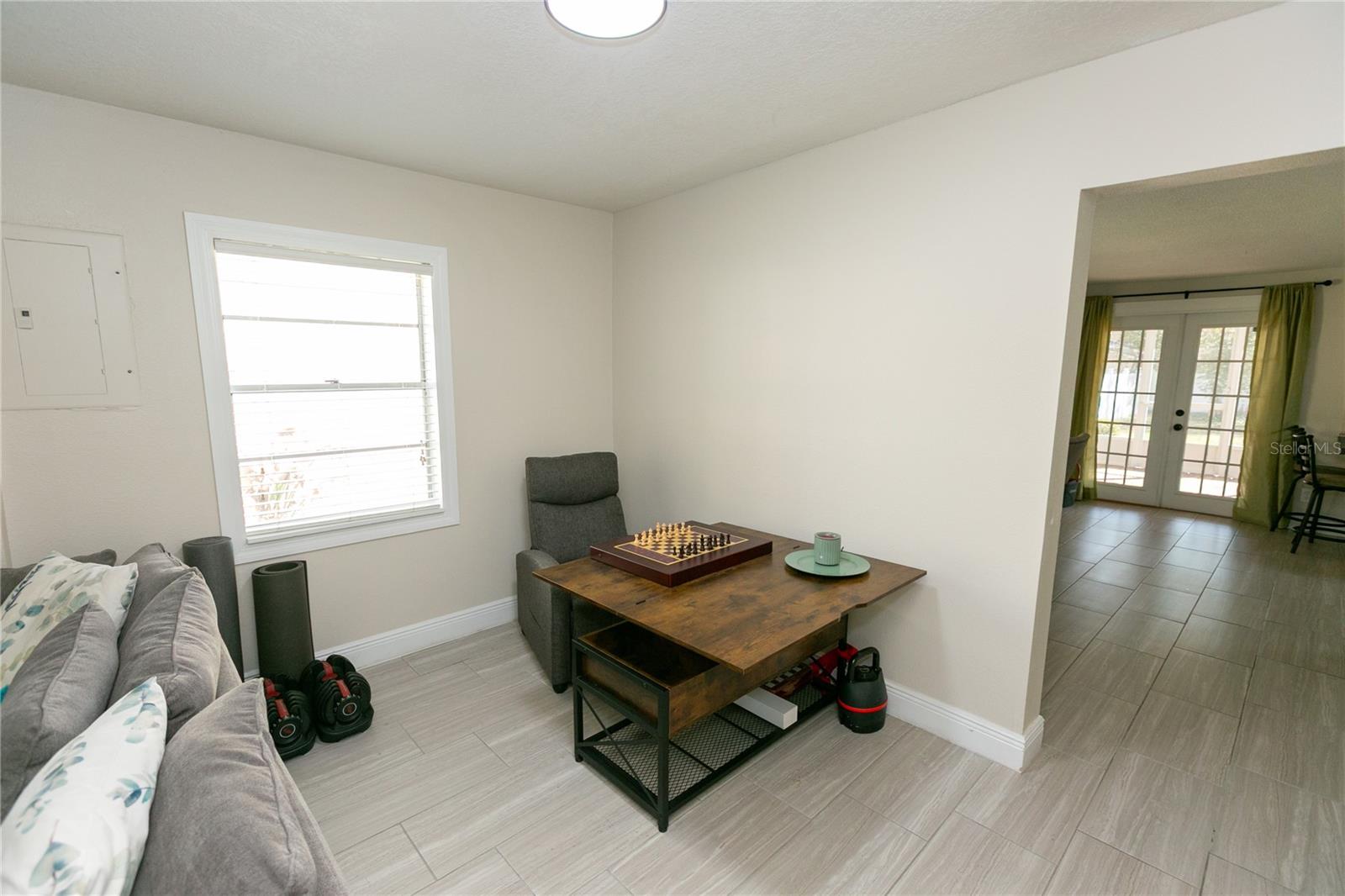 Image 6 of 47 For 807 Tennessee Avenue