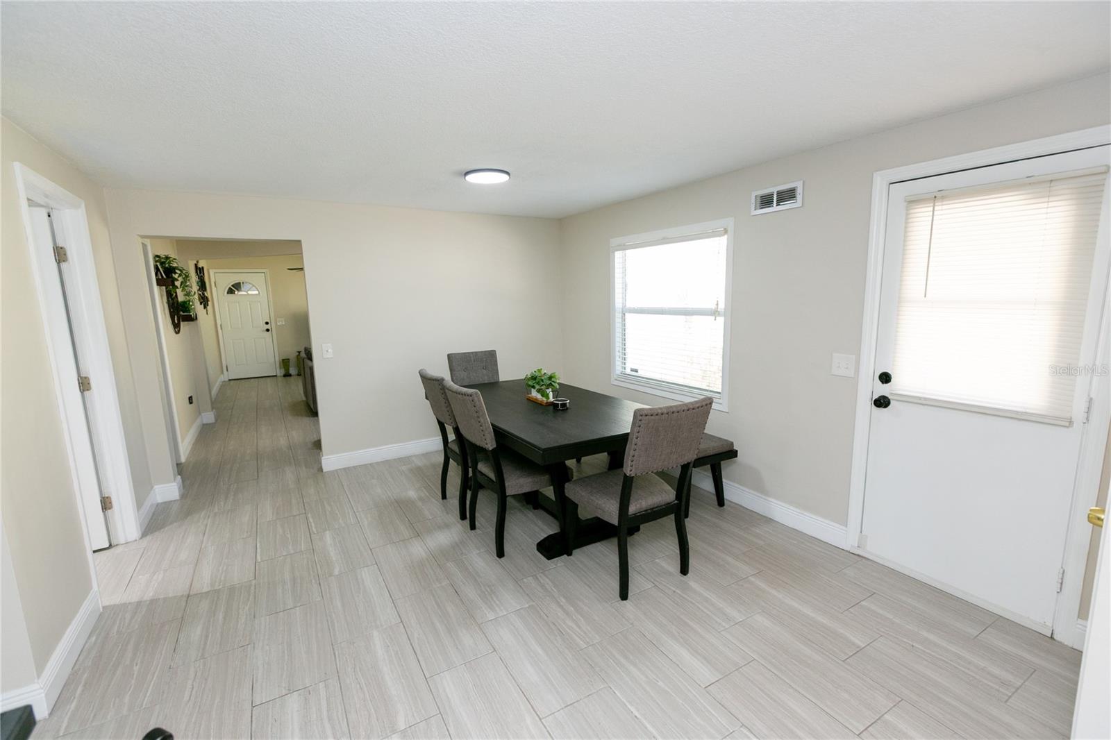 Image 9 of 47 For 807 Tennessee Avenue