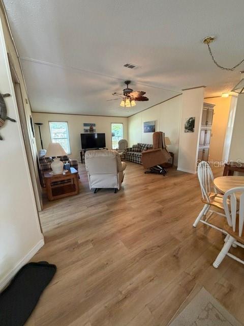 Image 2 of 68 For 194 Rosewood Drive