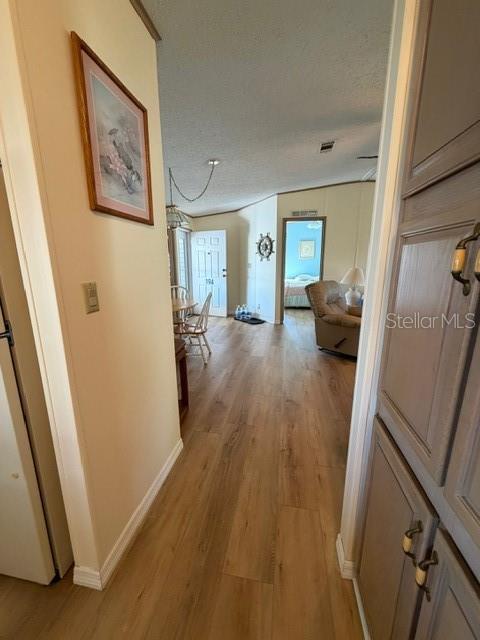 Image 20 of 68 For 194 Rosewood Drive